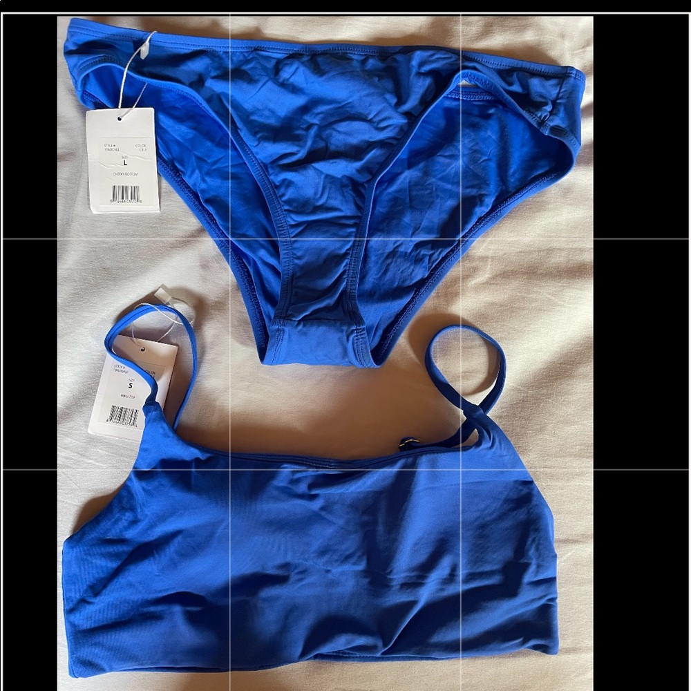 Andie Swim Maui Bikini Top. Cheeky Bottom. Cobalt. Top/small, Bottom/Large.